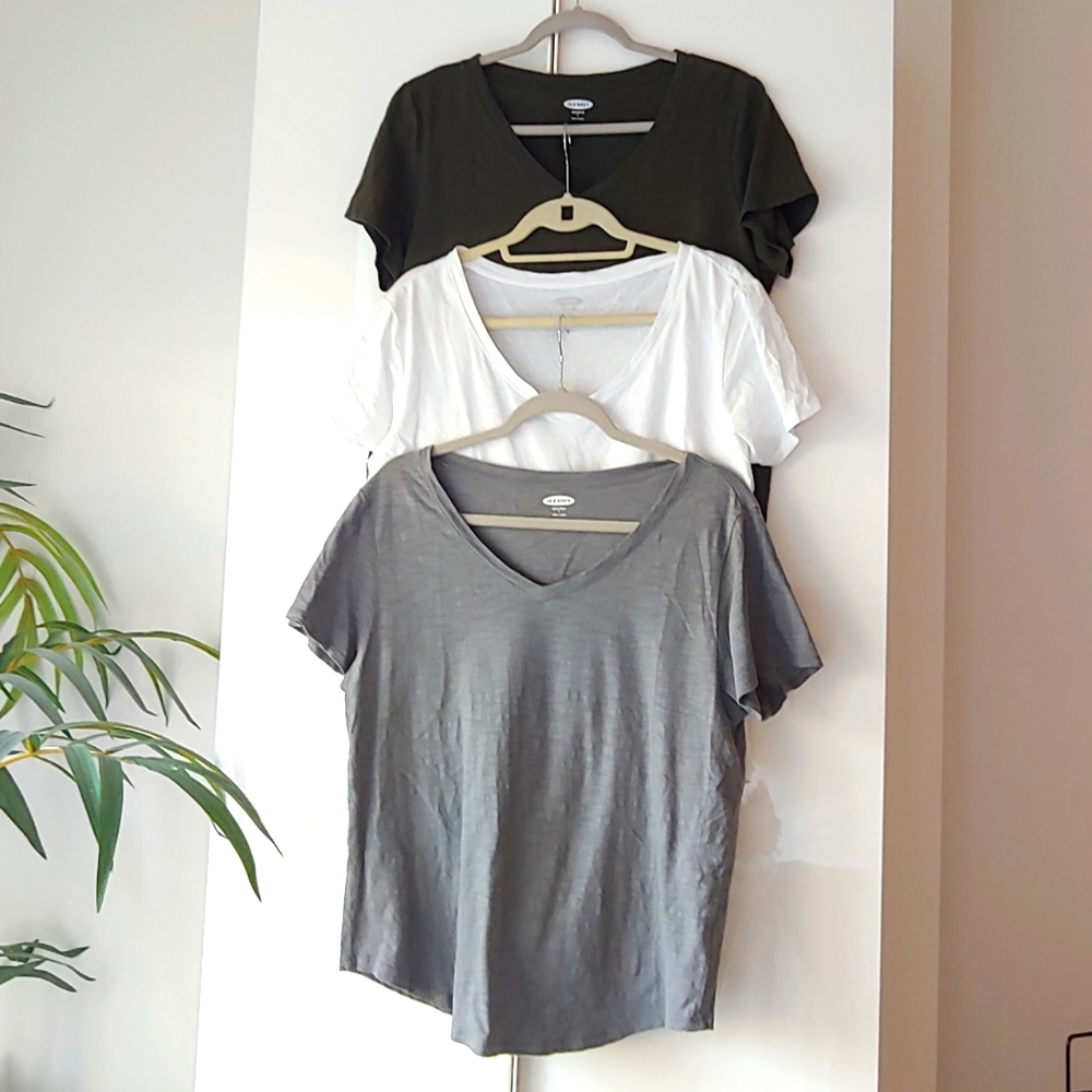 Three Old Navy Women's Tee-Shirt